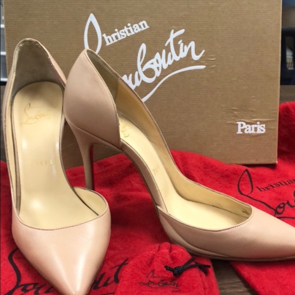 Size 36 Iriza Christian Louboutin Nude Heel